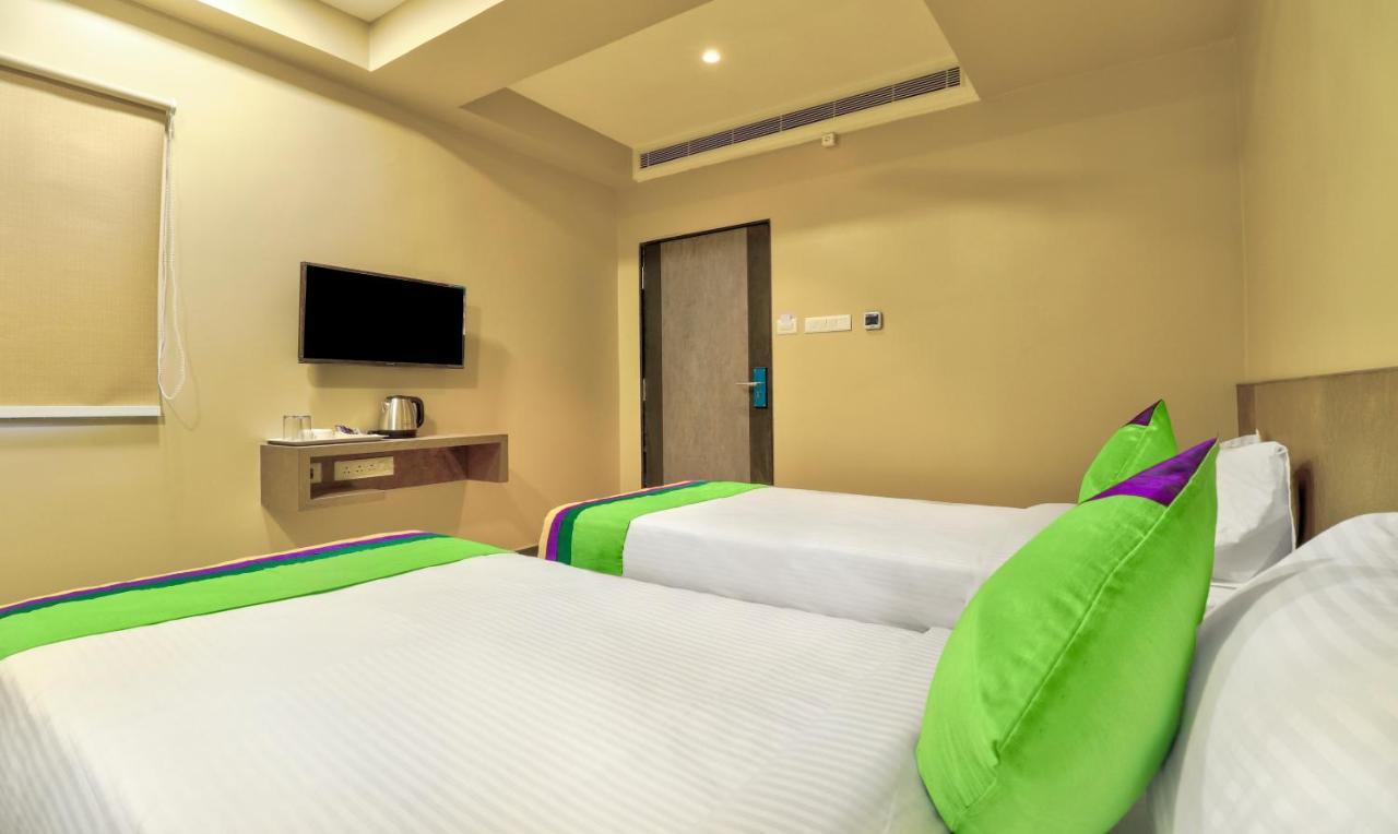 Treebo Sriz Cozy Seethamadhara Visakhapatnam Esterno foto