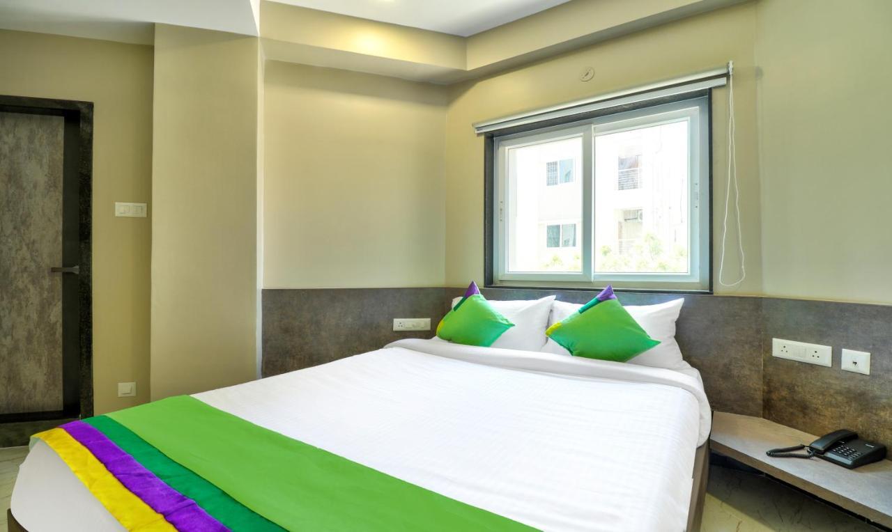 Treebo Sriz Cozy Seethamadhara Visakhapatnam Esterno foto