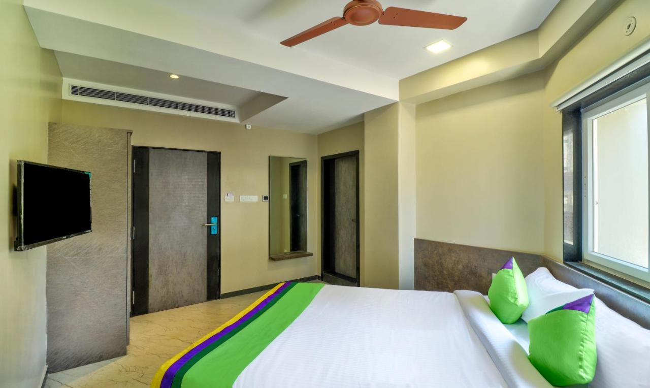 Treebo Sriz Cozy Seethamadhara Visakhapatnam Esterno foto